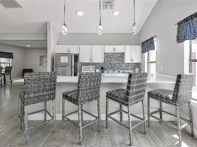 3008 Parkway Blvd #305 — Photo 16