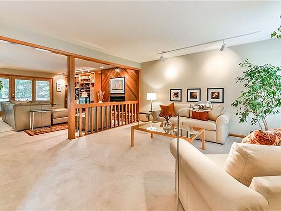 5th image of 10166 Woodbury Dr