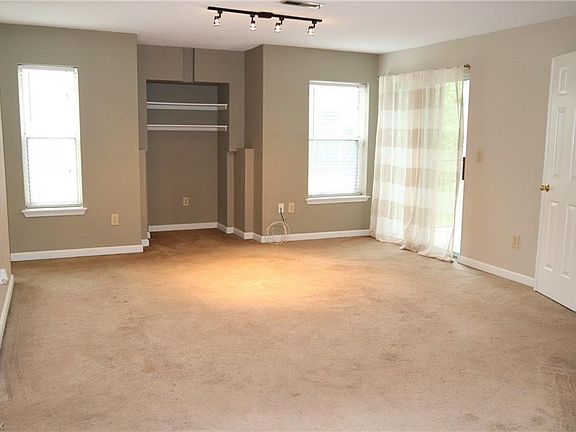 2nd image of 180 Fox Hollow Dr APT 107