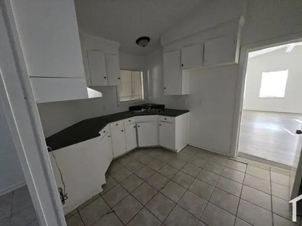 3230 Ridgeland Dr, Jackson, MS 39212