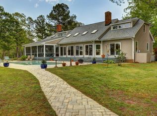 656 Yopps Cove Rd, White Stone, VA 22578