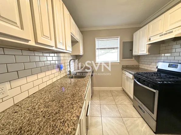 1412 Government St, Mobile, AL