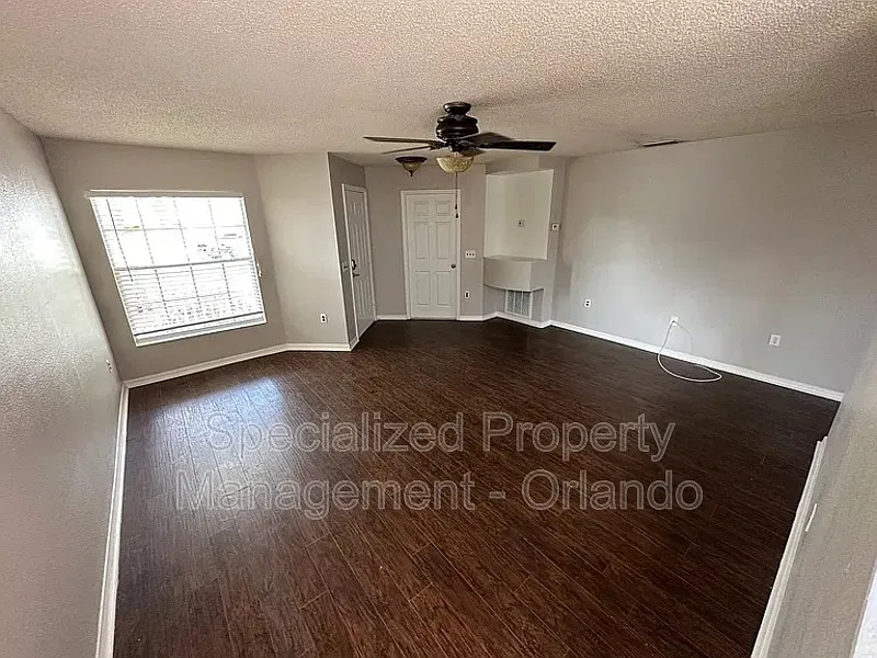 4 bed, 2.5 bath, 1551 sqft, $1,900 — Photo 3