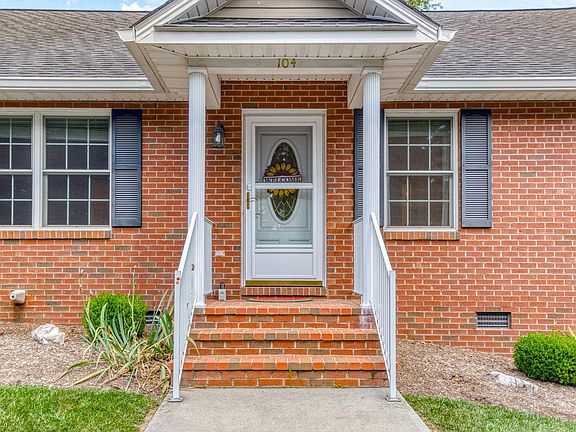 4th image of 104 Scattergood Dr NE