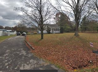 3300 Church St, Burns, TN 37029