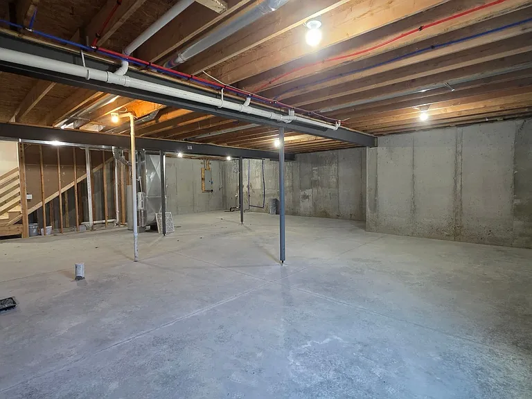27010 E Dogwood Ln — Photo 15