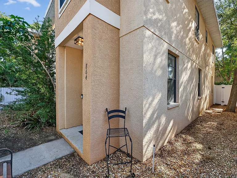 864 17th Ave N #1 — Photo 31