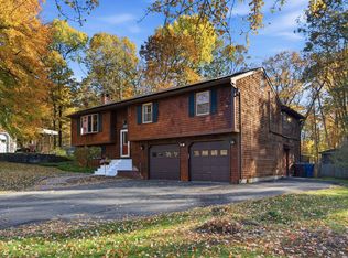 10 Woodside Dr, Unionville, CT 06085