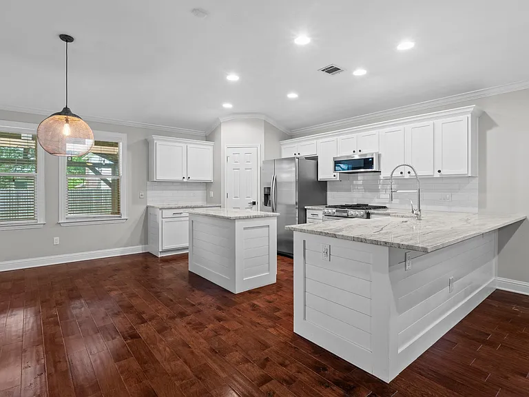 309 Creek Ridge Ln — Photo 10