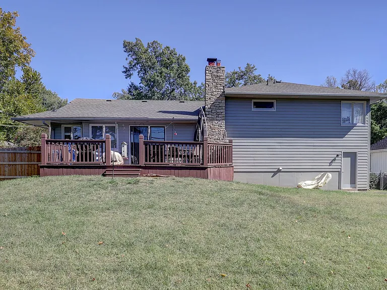 9534 Glenwood St — Photo 25