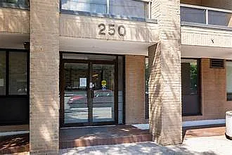 250 Jarvis St #303 — Photo 2