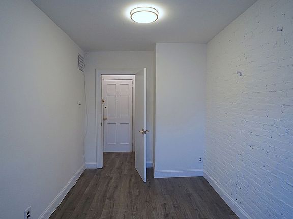 3rd image of 134 Joralemon St #4