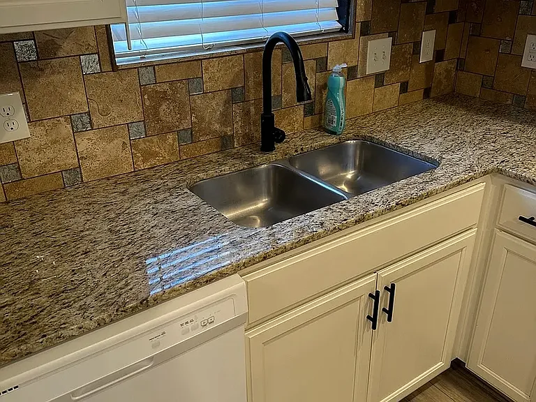 1108 N 1300 W — Photo 13