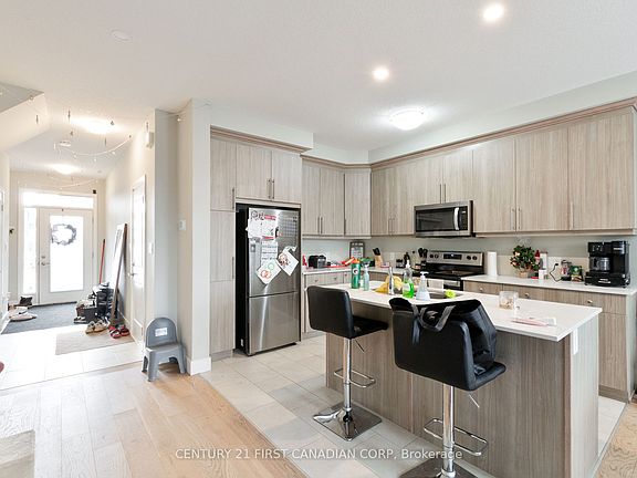 4th image of 177 Edgevalley Rd #66