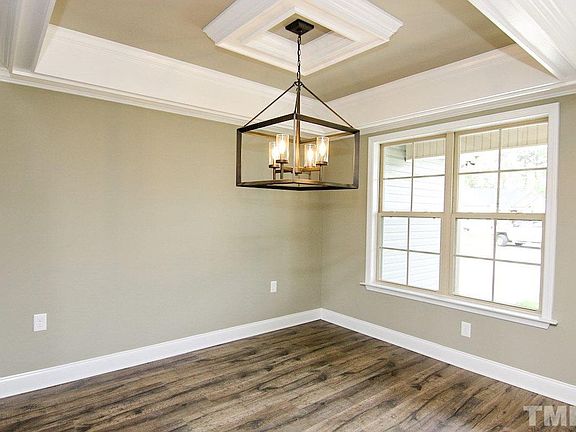 4th image of 179 Showboat Dr