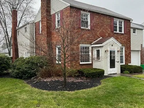 425 Park Dr, Lebanon, PA 17042