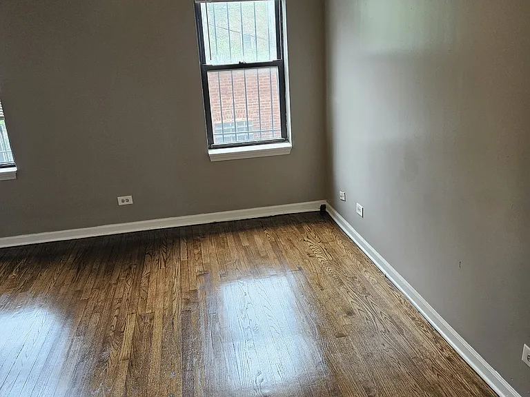 7742 S Kingston Ave — Photo 12