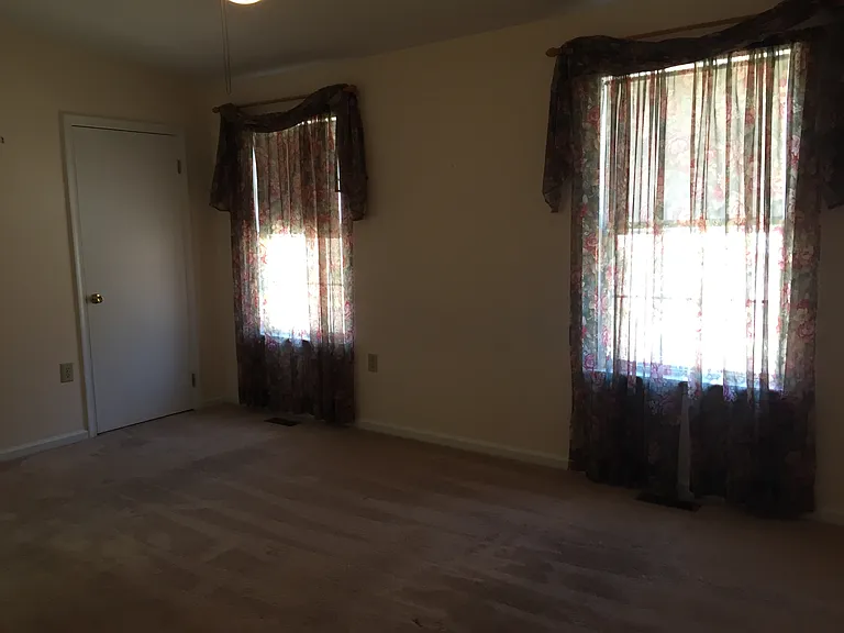 13002 Silver Maple Ct — Photo 7