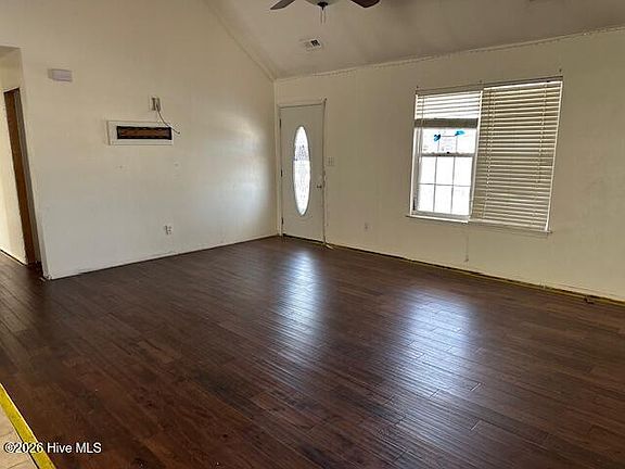 5th image of 399 Horseshoe Road