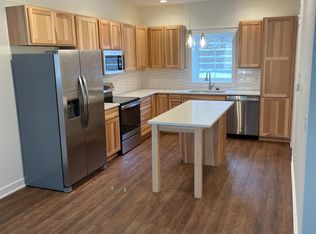 415 14th Ave SW #102, Rochester, MN 55902