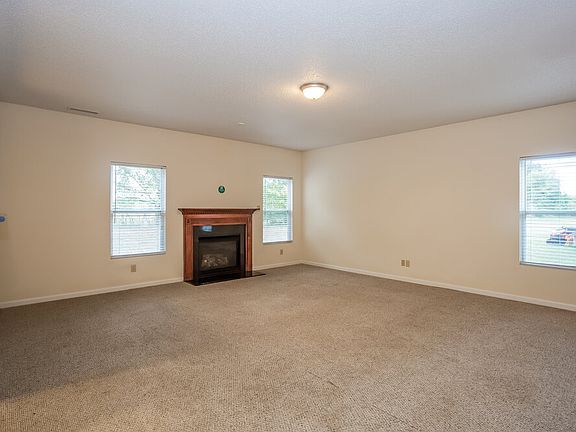5th image of 5581 Hammermill Dr