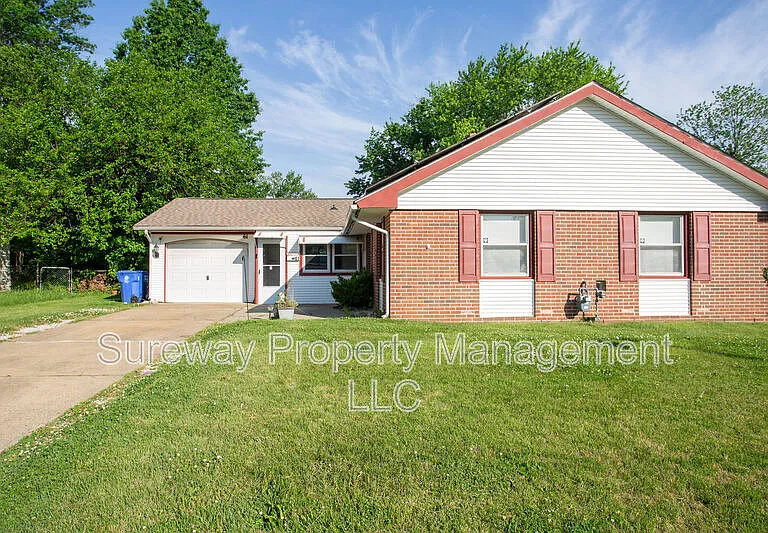 61 Pennant Ln — Photo 1