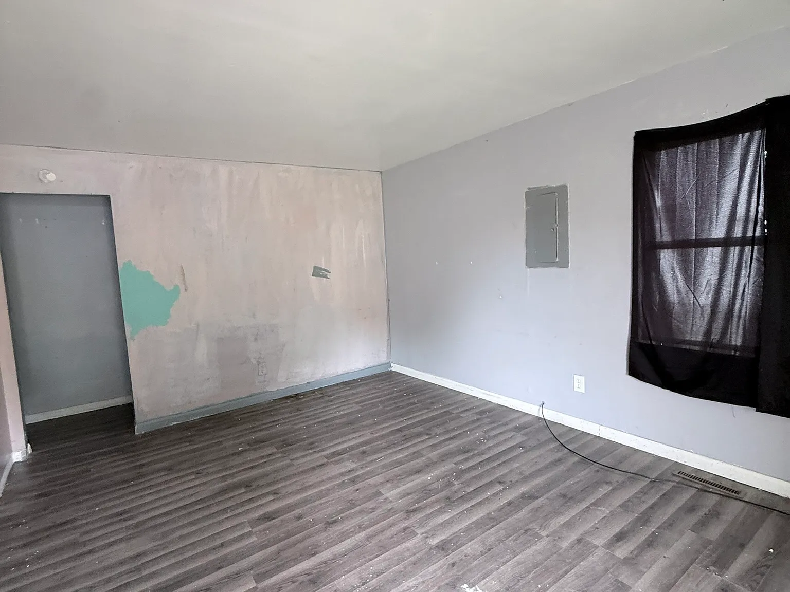 2 bed, 714 sqft, $850 — Photo 2