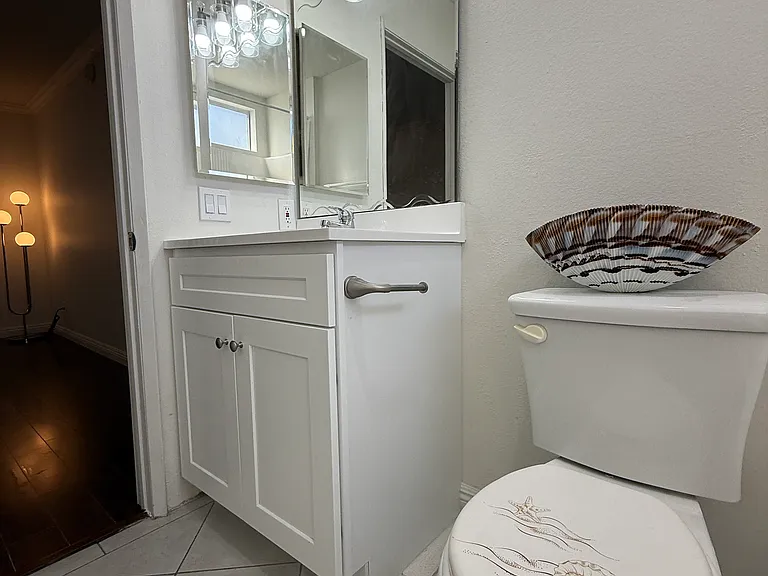 1001 Cherry Ave #205 — Photo 8
