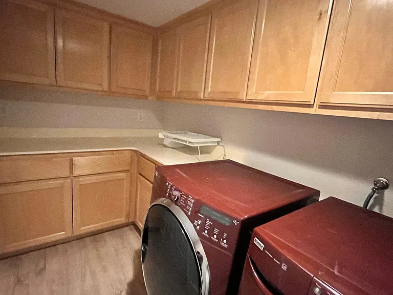 2364 Millstream Ln — Photo 47