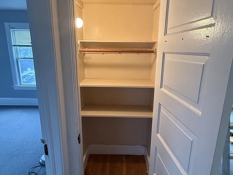 32 Dalton Rd — Photo 2