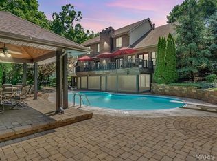 3 Country Club Ln, Edwardsville, IL 62025