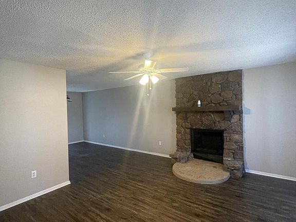 4th image of 871 Charter Oak Dr