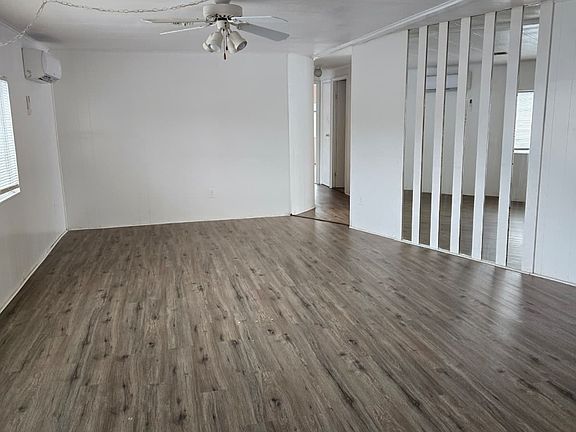 5th image of 316 E Maxanna Blvd