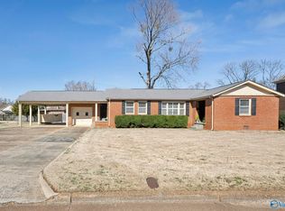 2810 Lafayette Rd SW, Huntsville, AL 35801