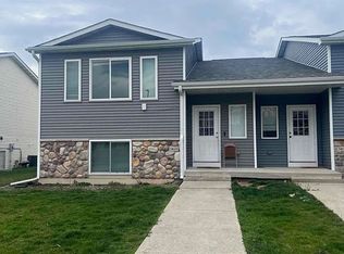 3825 Marigold Dr, Ames, IA 50014