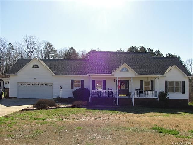 1st image of 119 Strawberry Ct
