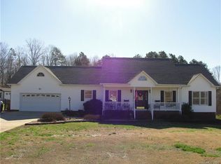 119 Strawberry Ct, Lincolnton, NC 28092