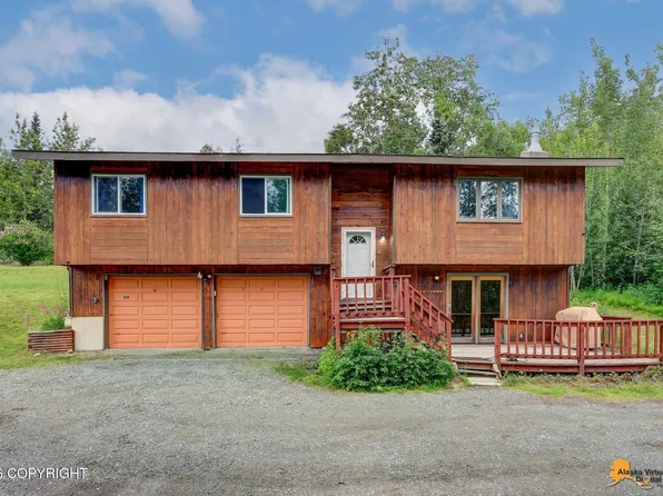 7585 E Rawhide Ln, Palmer, AK 99645