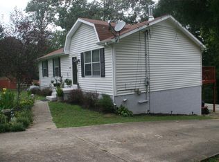 3318 Lylewood Rd, Woodlawn, TN 37191