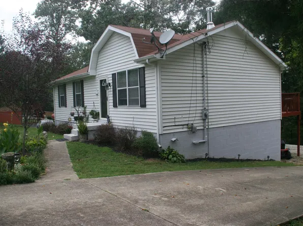 3318 Lylewood Rd, Woodlawn, TN 37191