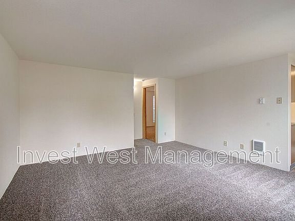 2nd image of 1895 Kingsley Rd #119