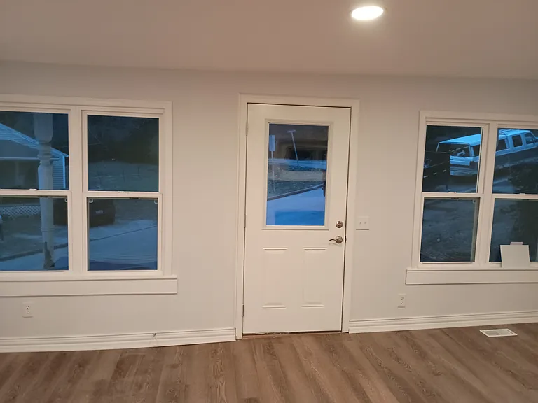708 Bank St #1 — Photo 13
