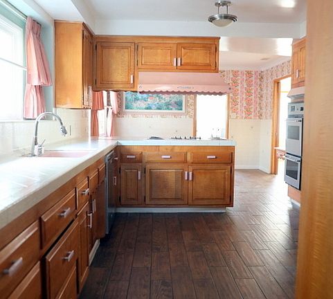 2nd image of 506 W Plymouth St