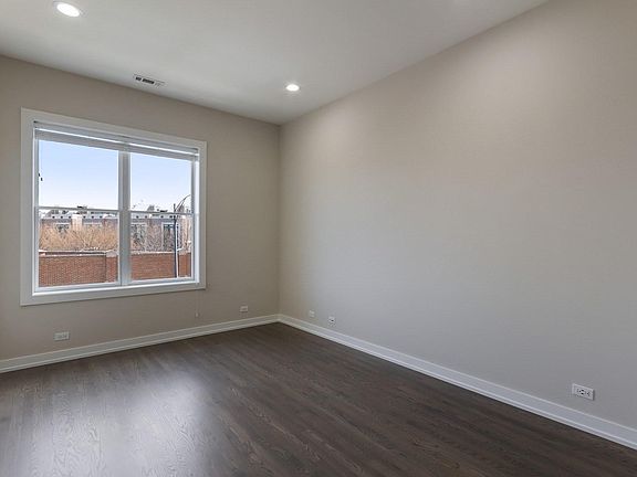 3rd image of 3434-3440 N Elston Ave #201