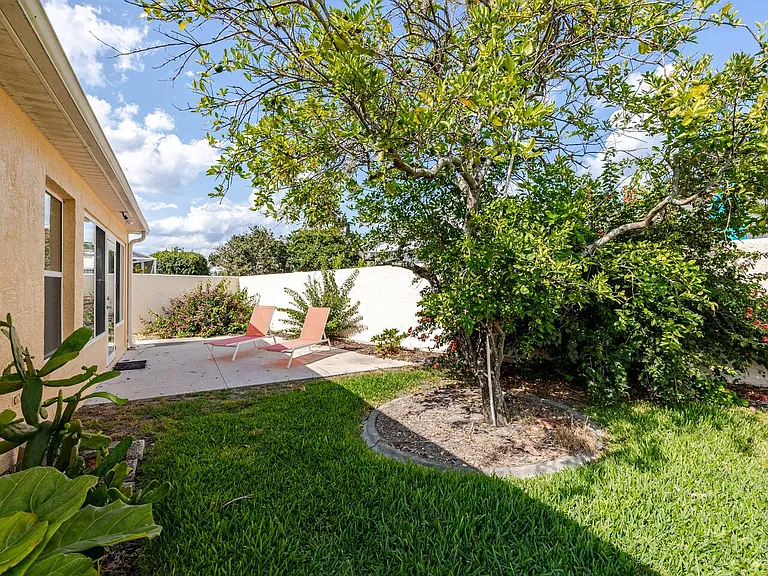 1203 San Bernardo Rd — Photo 36