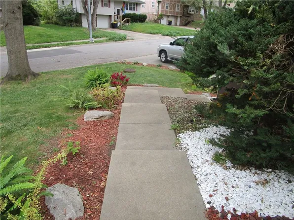 9028 Hunter St, Kansas City, MO 64138