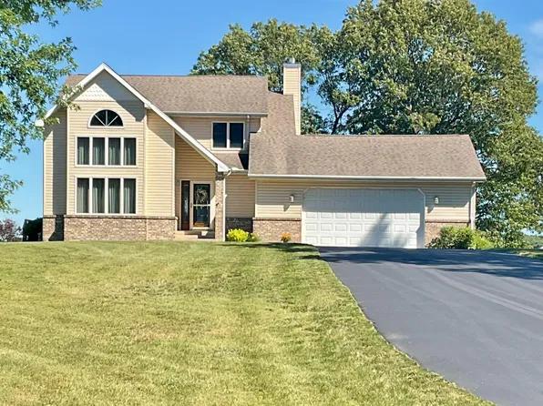 1960 S Fernwood Dr, Knox, IN 46534