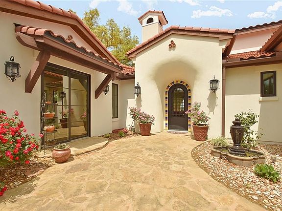5th image of 434 Island Oaks Ln