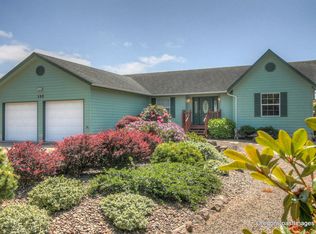 355 SW Range Dr, Waldport, OR 97394
