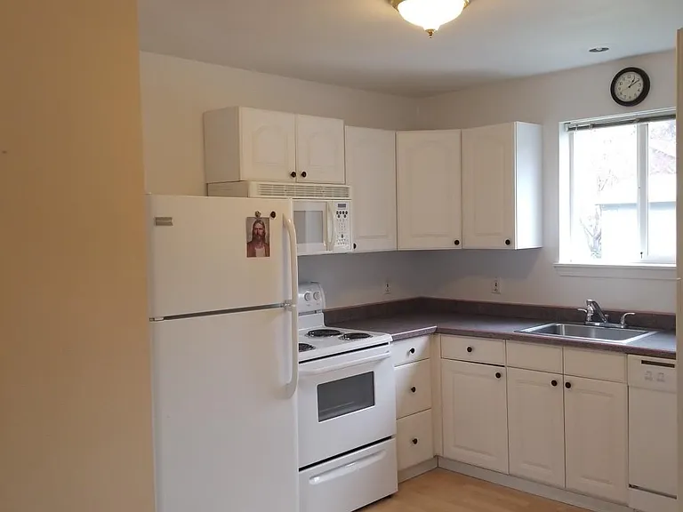 257 S Juniper St — Photo 4